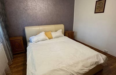 Аренда просторной 3-комнатной квартиры с отдельной кухней, 80 м², район Фалеза Норд, Констанца, Румыния